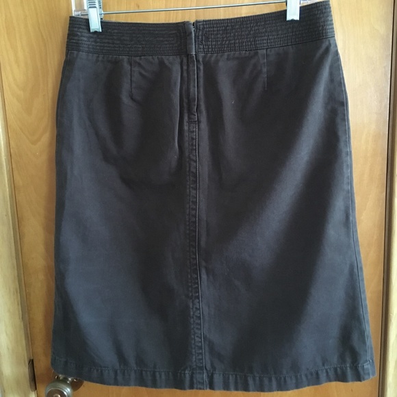 J Crew weathered twill skirt. Size 4. Brown. - Picture 2 of 3